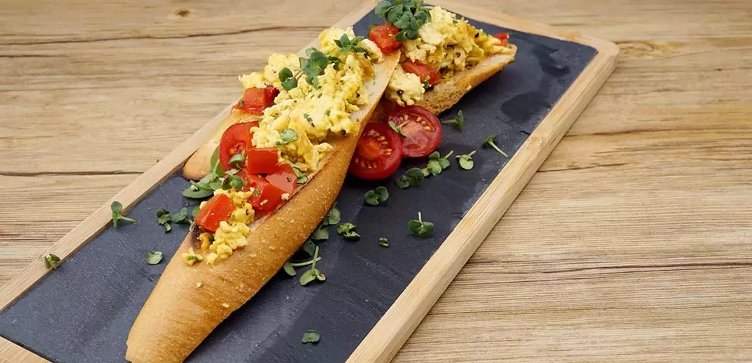veggie-egg-feed